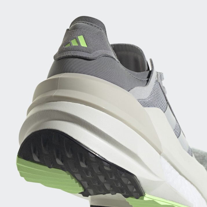Adidași pentru dame Adidas Avryn_X Grey Two/Grey One/Green Spark, s.38