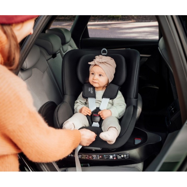 Детское автокресло Britax-Romer Dualfix M Plus Space Black