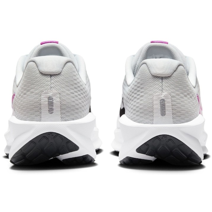 Adidași pentru dame Nike W Downshifter 13 Photon Dust/Laser Orange/Hyper Violet/Black, s.36.5