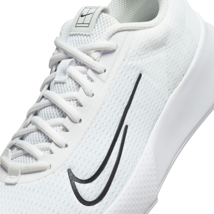 Кроссовки женские Nike W Vapor Lite 2 Hc White/Poison Green/Black, s.36.5