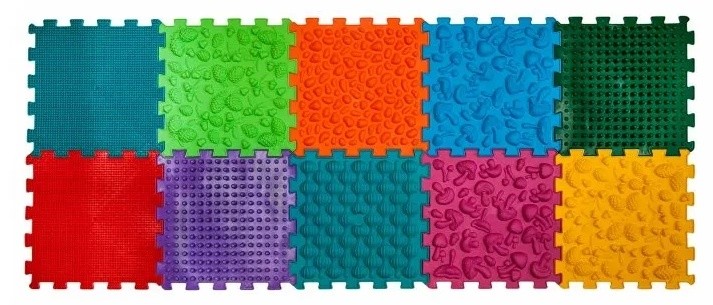 Covoraş-puzzle cu jocul de masă Ortek Mega Mix (09639)