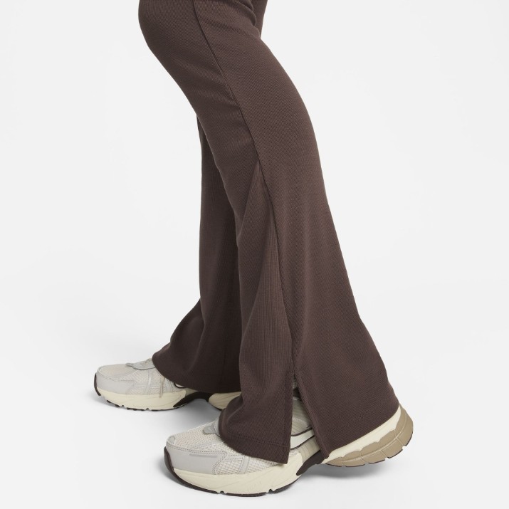 Женские леггинсы Nike Chill Knit Tight Mini-Rib Flared Baroque Brown/Sail, s.XL