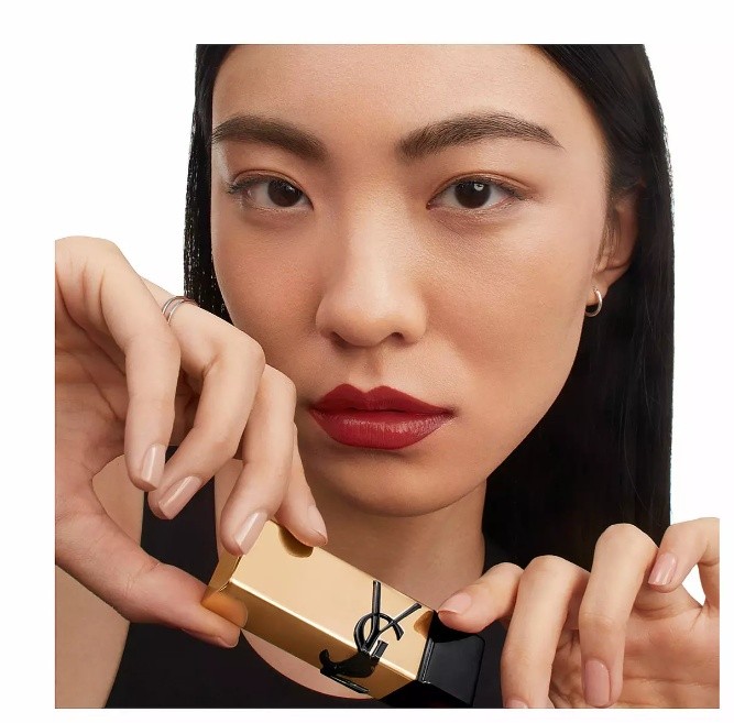 Ruj de buze Yves Saint Laurent Rouge Pur Couture Satin N157