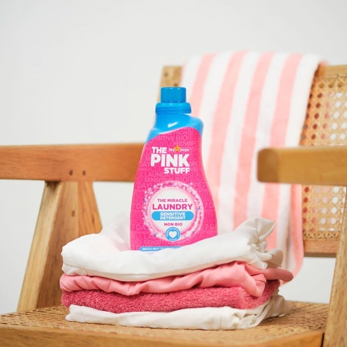 Gel de rufe The Pink Stuff The Miracle Laundry Sensetive Detergent Non Bio 960ml