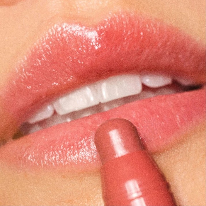 Luciu-creion de buze Artdeco Glossy Lip Chubby 20