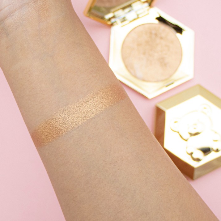 Iluminator Revolution Honey Bear Highlighter