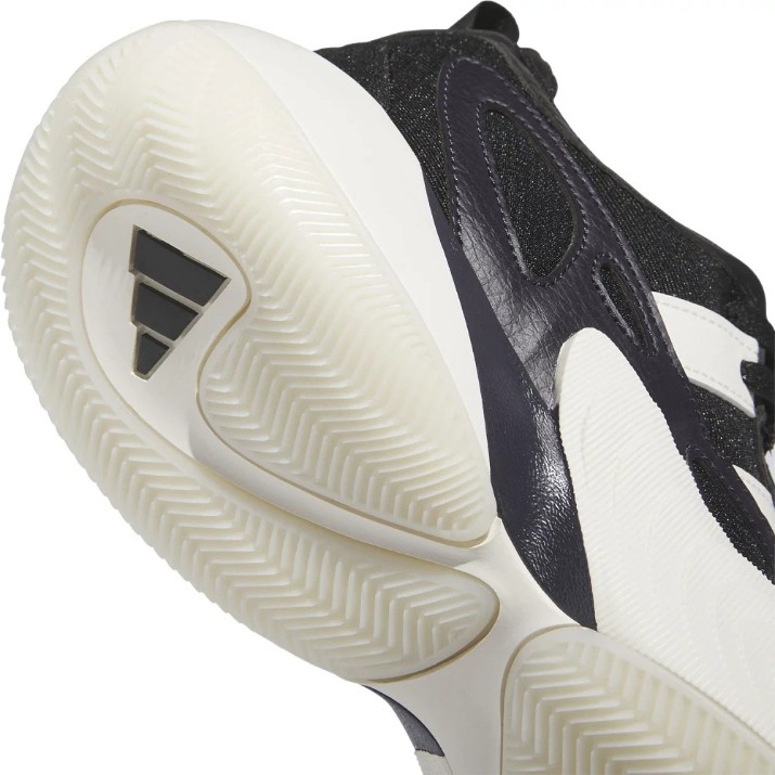 Adidași pentru bărbați Adidas Trae Unlimited 2 Core Black/Cloud White/Aurora Black, s.47.5