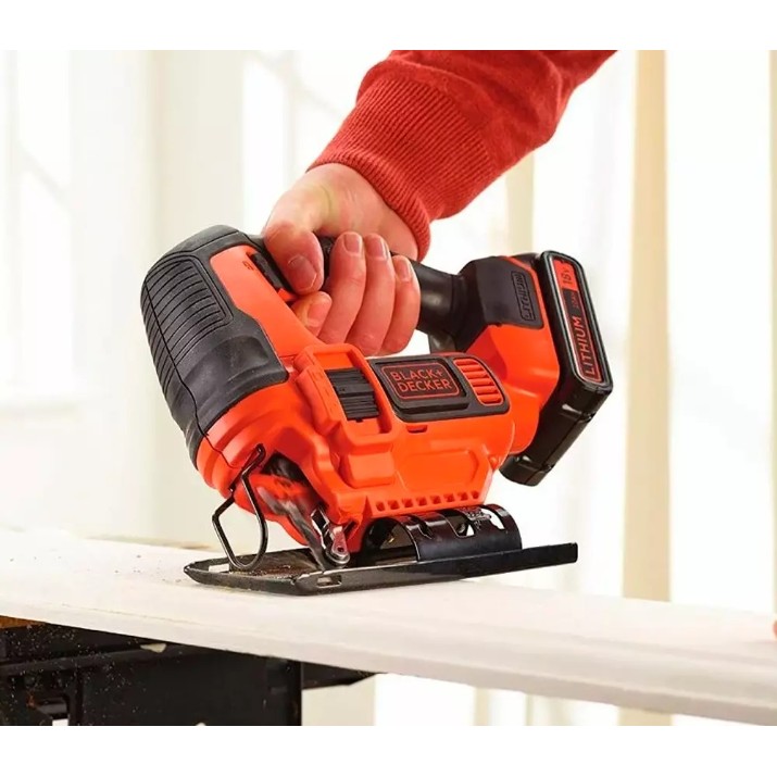 Электролобзик Black&Decker BDCJS18N-XJ