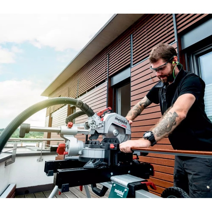 Fierastrău pentru taieri inclina Metabo KGS18 LTX BL 216 (614216920)