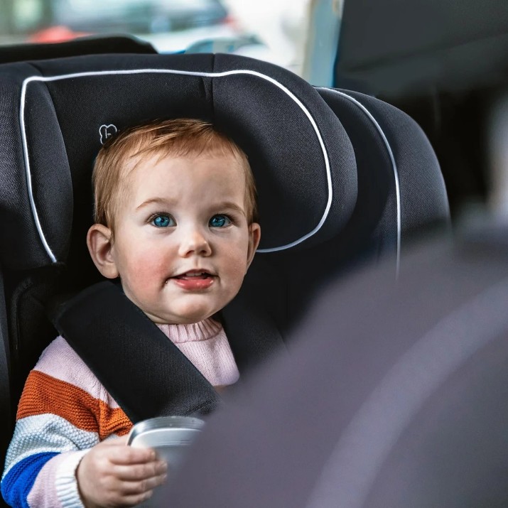 Scaun auto pentru copii BabyGo i-Size FreeFix Grey (BGO-2452)