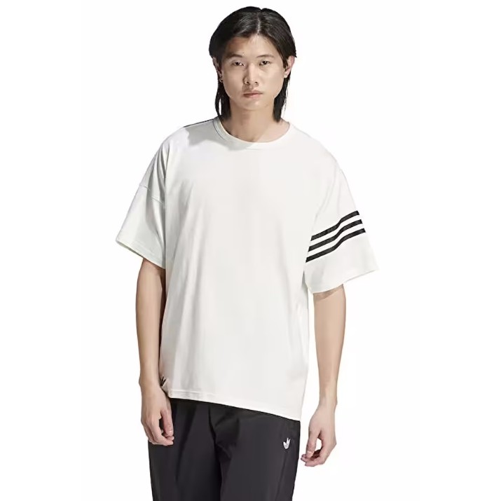 Tricou bărbătesc Adidas Neuclassic C Tee Cloud White, s.L