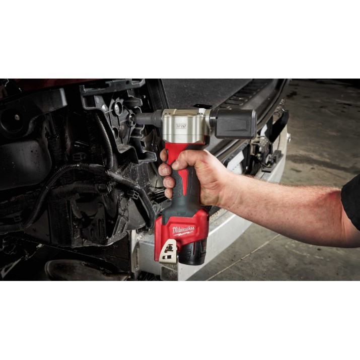 Заклёпочник Milwaukee M12BPRT-0 (4933464404)