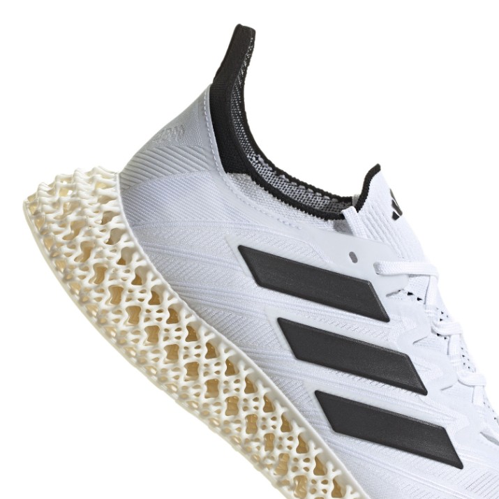 Кроссовки мужские Adidas 4Dfwd 4 M Cloud White/Core Black/Dash Grey, s.40