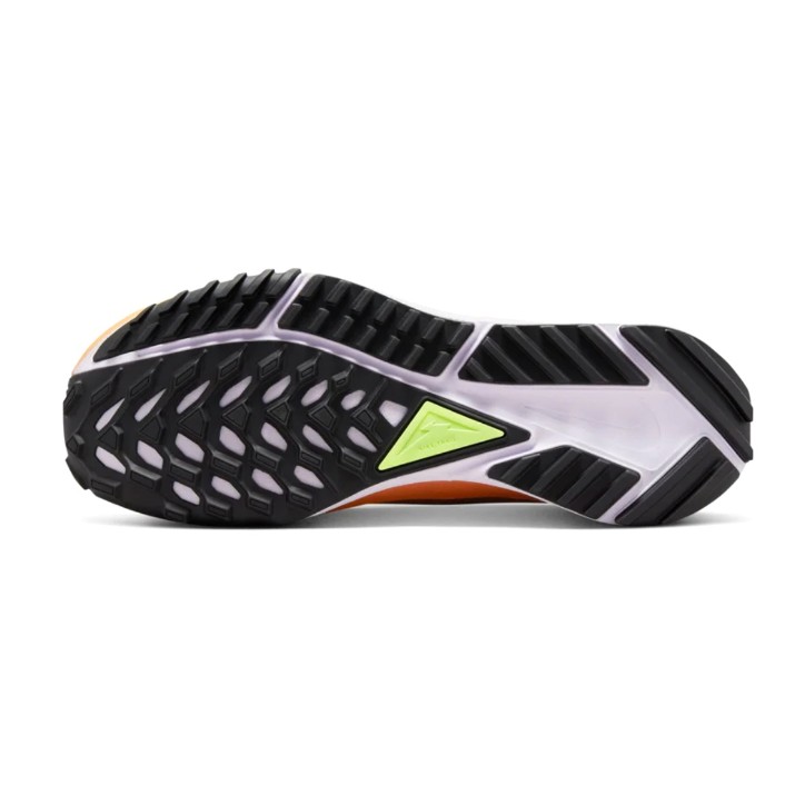 Adidași pentru dame Nike W React Pegasus Trail 4 Gtx Purple Smoke/Enamel Green/Ghost Green/Peach Cream, s.40