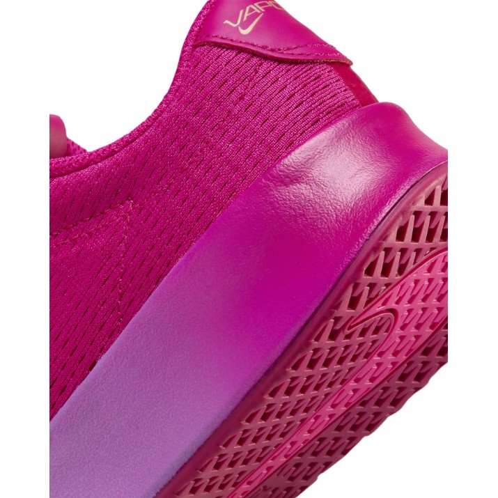 Adidași pentru dame Nike W Vapor Lite 2 Hc Prm Fireberry/Multi-Colour/Fierce Pink/Metallic Red Bronze, s.36.5