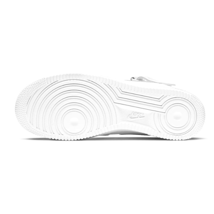 Ботинки женские Nike Wmns Air Force 1 07 Mid Triple White, s.40