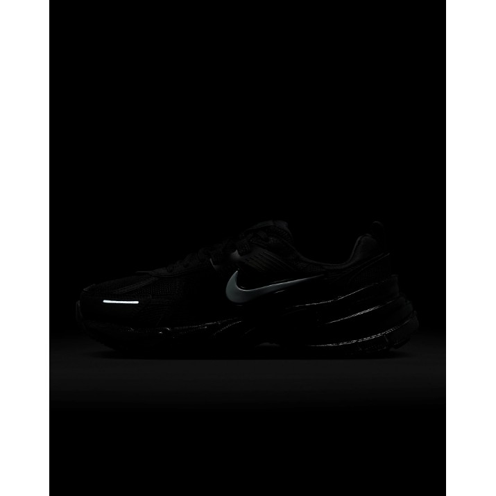 Кроссовки женские Nike Wmns V2K Run Black/Anthracite/Summit White, s.36
