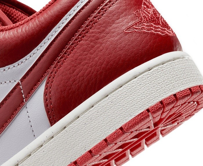 Кеды мужские Nike Air Jordan 1 Low Se White/Dune Red/Lobster/Sail/Vachetta Tan, s.41