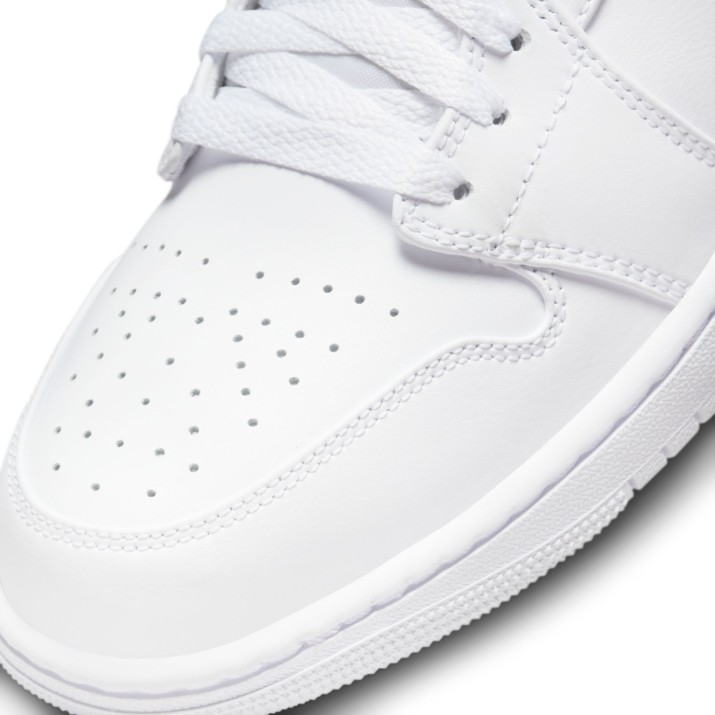 Bocanci pentru bărbați Nike Air Jordan 1 Mid Triple White, s.45