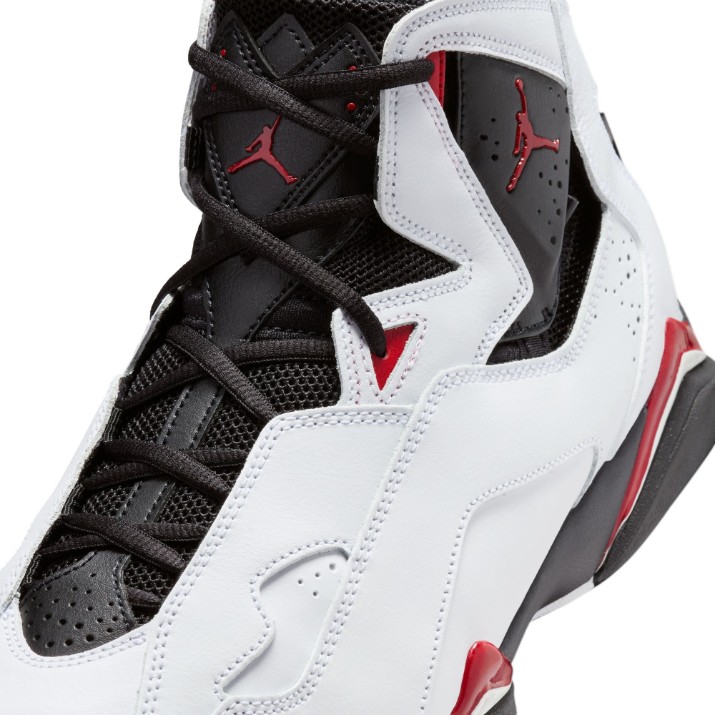 Ботинки мужские Nike Jordan True Flight White/Black/Varsity Red, s.43