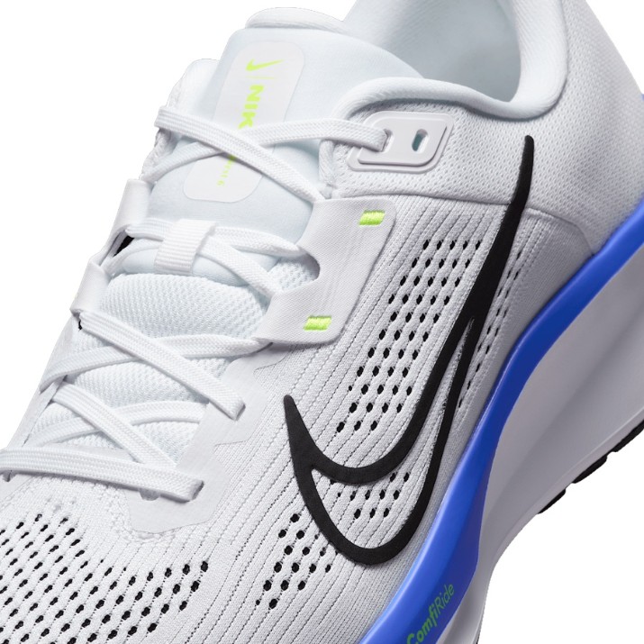 Кроссовки мужские Nike Quest 6 White/Hyper Royal/Volt/Black, s.40.5