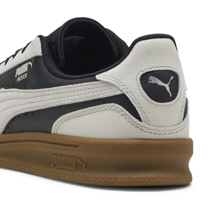 Ghete pentru dame Puma Indoor Quiet Lux Wns Puma Black/Gum, s.37.5