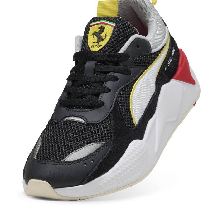 Adidași pentru bărbați Puma Ferrari Rs-X Puma Black/Flat Dark Gray, s.40
