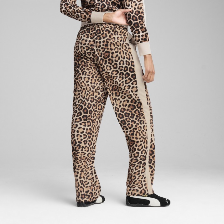 Pantaloni spotivi de dame Puma T7 Leo Luxe Aop Straight Pants Op Alpine Snow, s.L