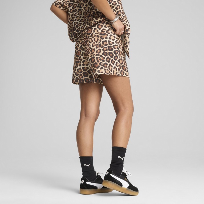 Pantaloni scurți dame Puma Wardrobe Ess Leo Luxe A-Line Aop Shorts 3 Wv Alpine Snow, s.XS