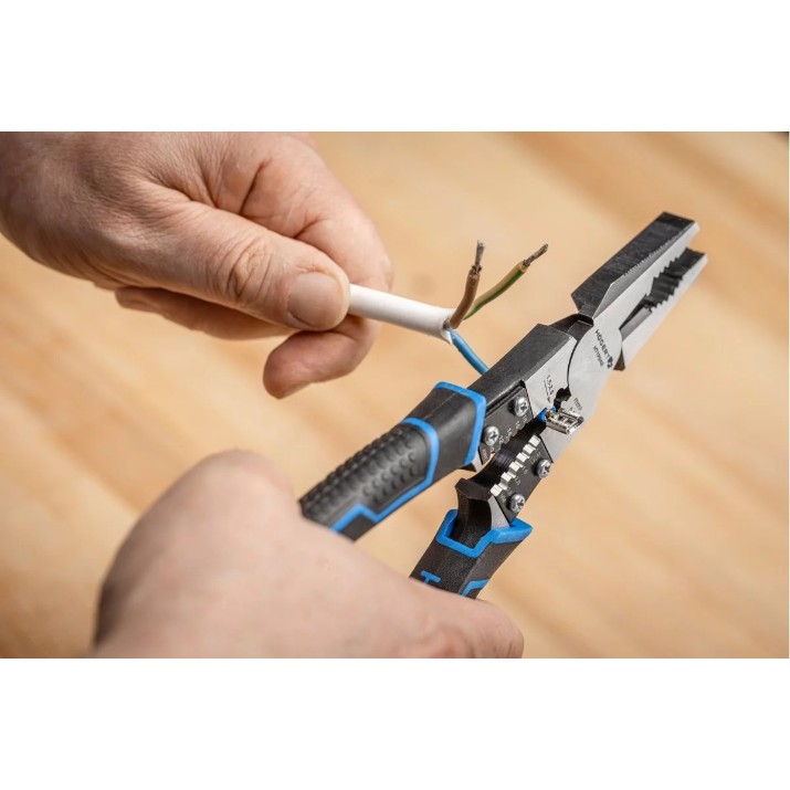Плоскогубцы Hoegert HT1P242