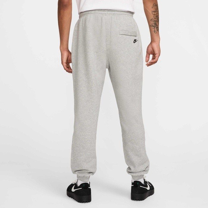 Pantaloni spotivi pentru bărbați Nike M Nk Club Bb Cf Pant Nsw Gfx Dark Grey Heather/Light Smoke Grey/Black, s.M