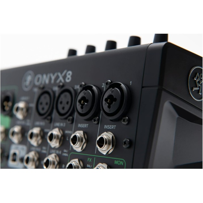 Микшер Mackie Onyx8
