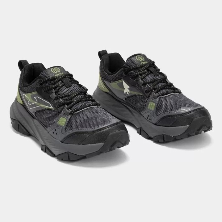 Кроссовки мужские Joma TKRECS2522, s.42.5
