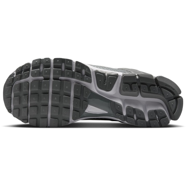 Кроссовки мужские Nike Zoom Vomero 5 Sde Cool Grey/Wolf Grey/White, s.42
