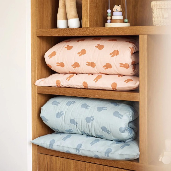 Lenjerie de pat pentru copii Jollein Miffy Shadow Wild Rose 100x140cm (003-005-68054)