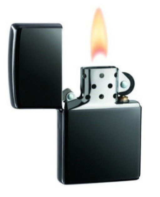 Brichetă Zippo 150 Black Ice