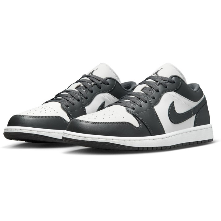 Ghete pentru bărbați Nike Air Jordan 1 Low Iron Grey/Summit White, s.40.5
