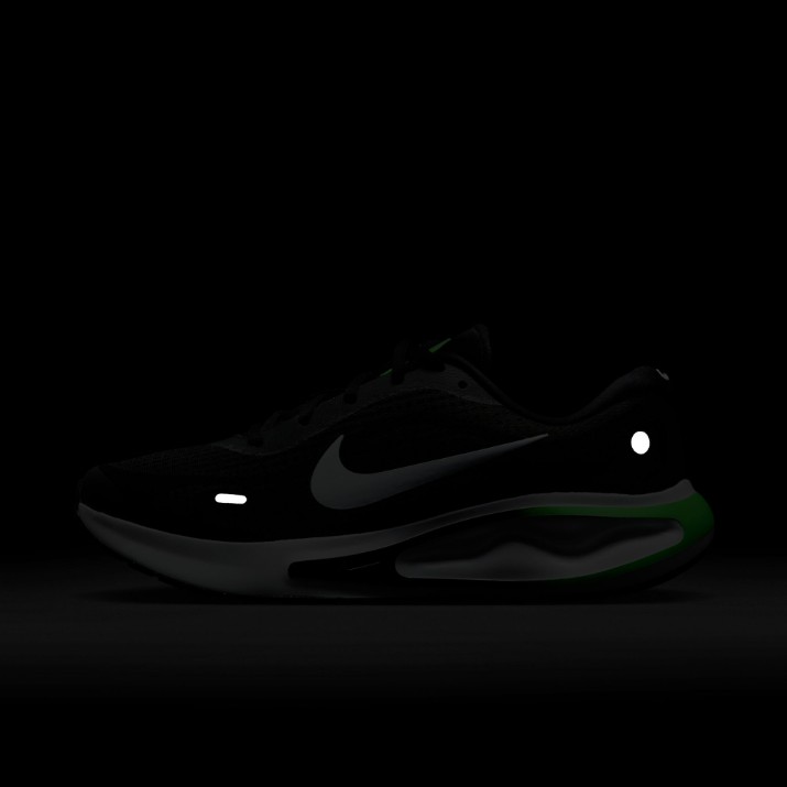 Adidași pentru bărbați Nike Journey Run Black/Green Strike/Green Shock/White, s.42