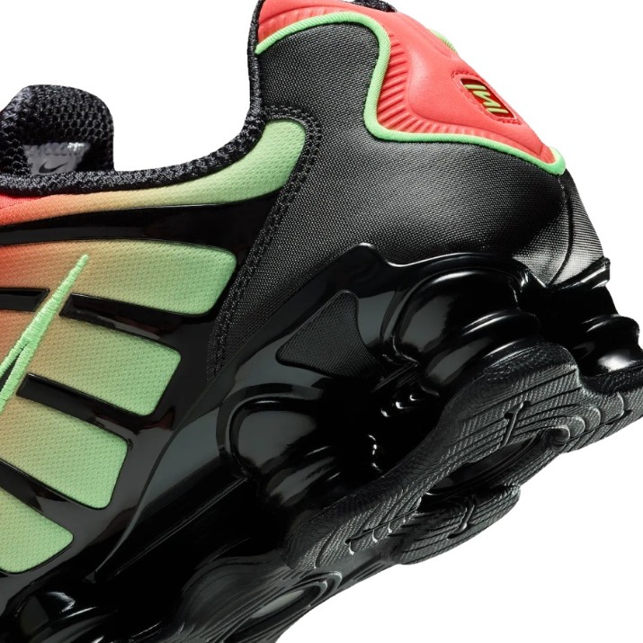 Кроссовки мужские Nike Shox Tl Light Crimson/Green Strike/Black, s.45.5