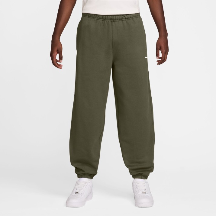 Pantaloni spotivi pentru bărbați Nike M Nl Solo Swsh Bb Cf Medium Olive/White, s.L