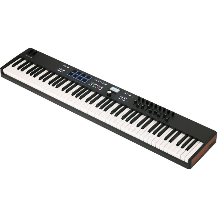 MIDI-claviatura Arturia KeyLab Essential 88 3 Black
