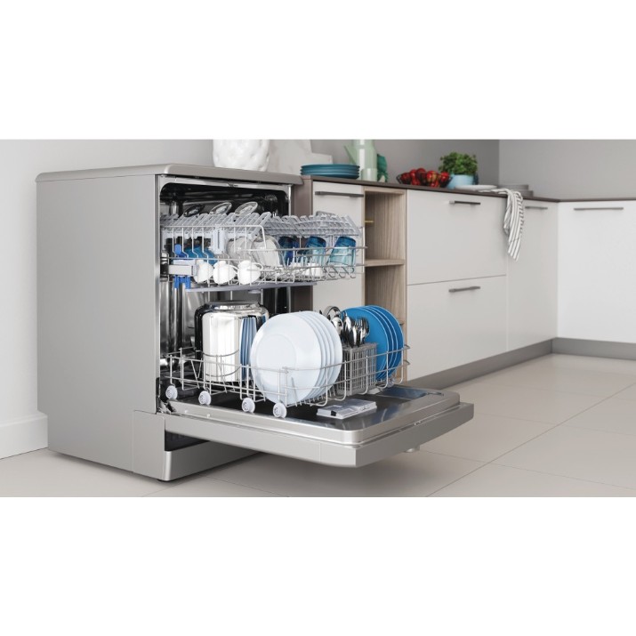 Посудомоечная машина Indesit D2F HK26 S
