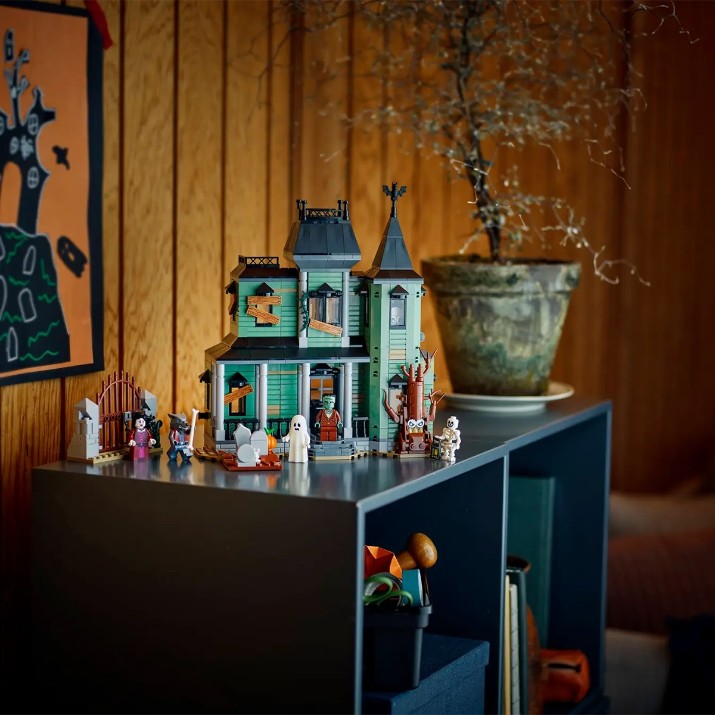 Set de construcție Lego Creator: Haunted Mansion (31167)