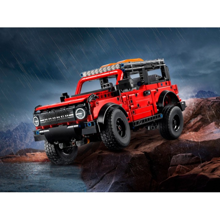 Set de construcție Lego Technic: Ford Bronco (42213)