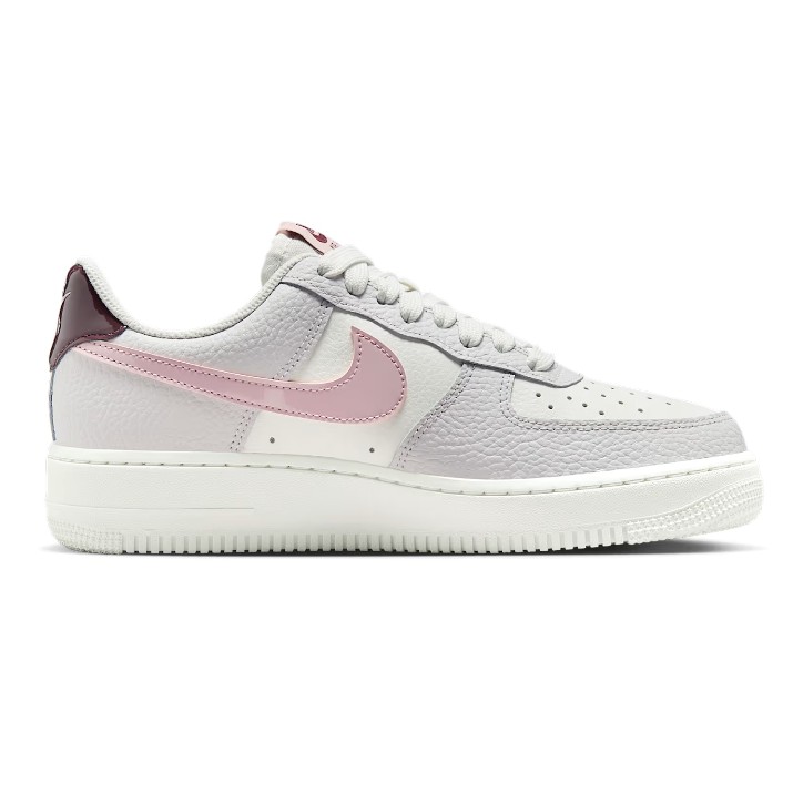 Ghete pentru dame Nike Air Force 1 07 Summit White/Plum Chalk/Vast Grey, s.36