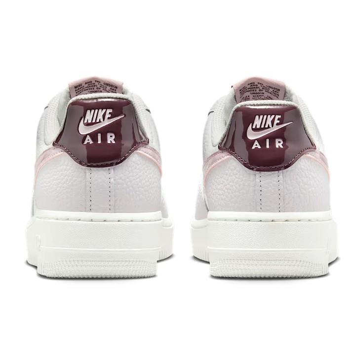 Кеды женские Nike Air Force 1 07 Summit White/Plum Chalk/Vast Grey, s.36.5