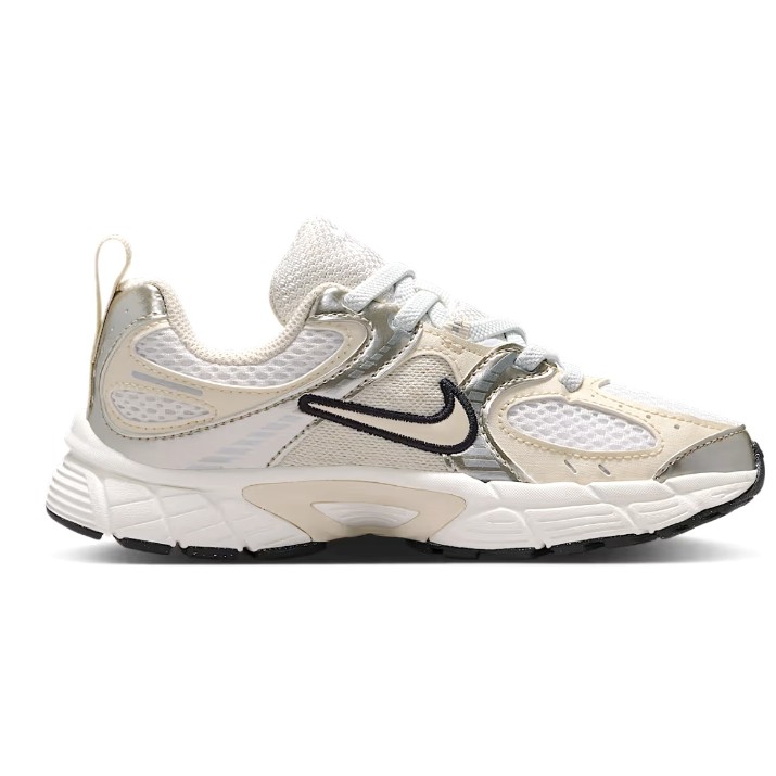 Adidași pentru copii Nike V5 Rnr K Summit White/Sail/Black/Light Orewood Brown, s.30