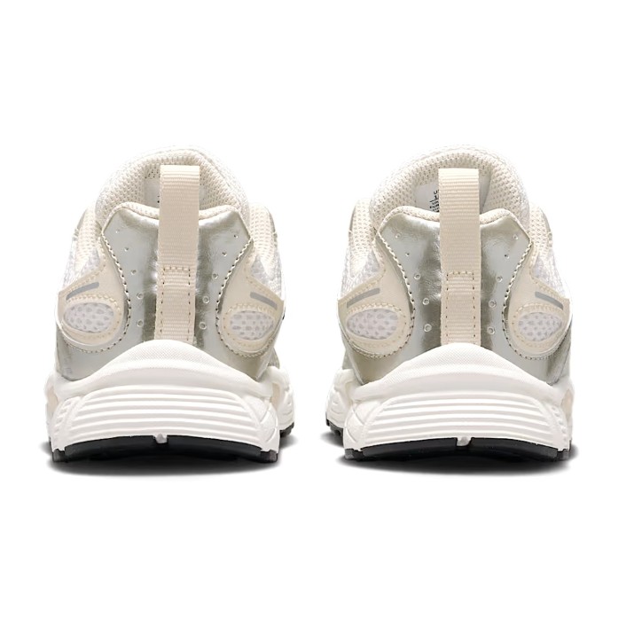 Кроссовки детские Nike V5 Rnr K Summit White/Sail/Black/Light Orewood Brown, s.32