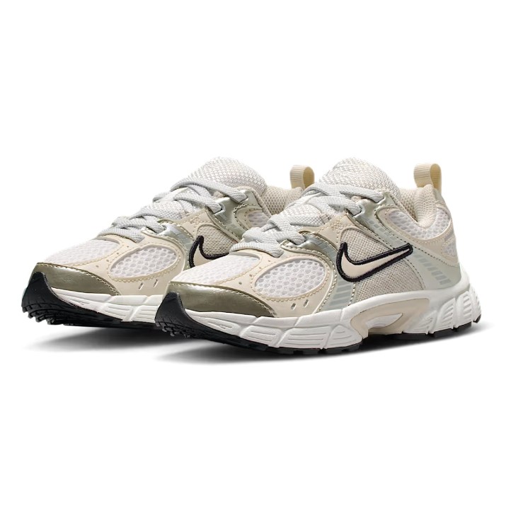 Adidași pentru copii Nike V5 Rnr K Summit White/Sail/Black/Light Orewood Brown, s.33.5