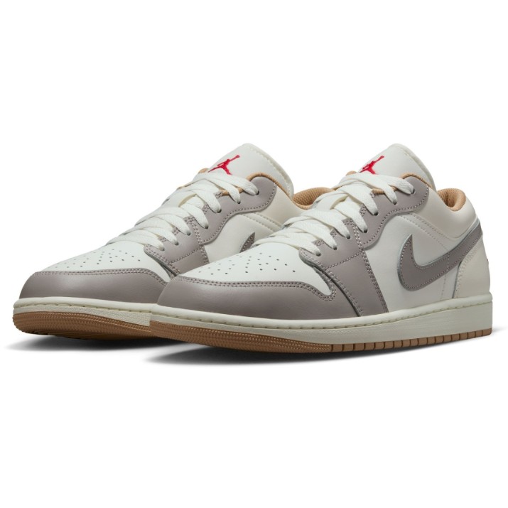 Ghete pentru bărbați Nike Air Jordan 1 Low Sail/College Grey/Hemp/Fire Red, s.40.5